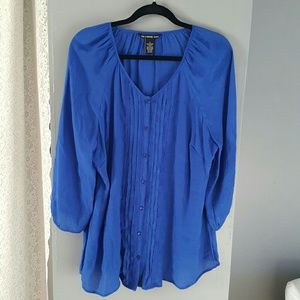 Royal blue top